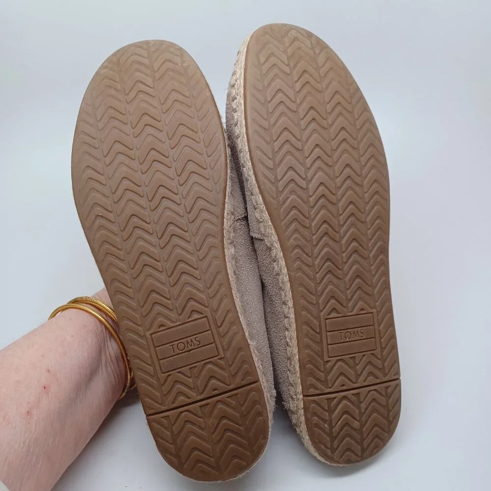 Toms Suede Flats Espadrilles Slip On‎ Loafer Neutral Tan Womens 6.5